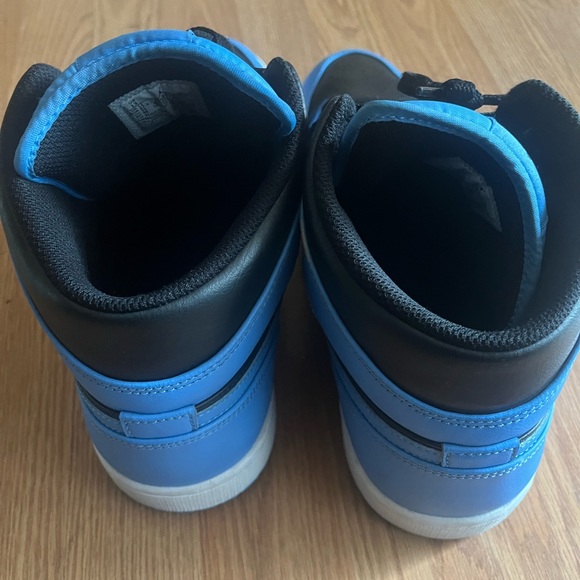 Two Small perfect condition - Picture 4 of 7